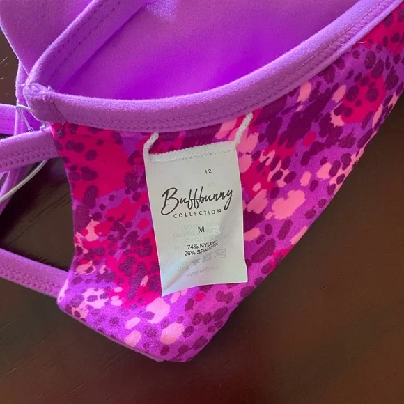 BUFFBUNNY Girlfriend Sports Bra - Picture 10 of 11